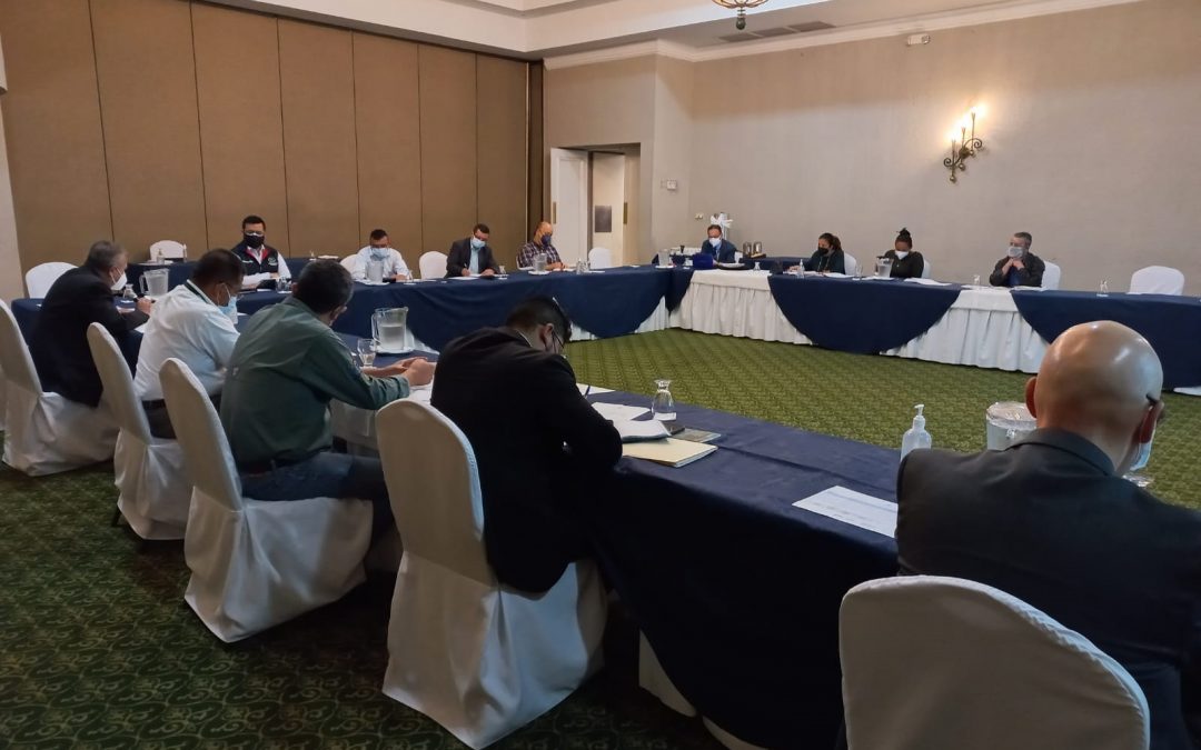 Continúan ruta para buscar solución a problemática de la finca Chocón Nacional de Izabal