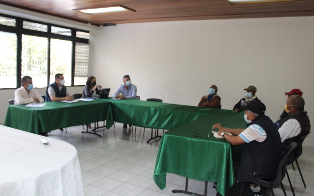 DIDAC atiende a representantes de Palegua, Ixcanaj y Nueva Candelaria