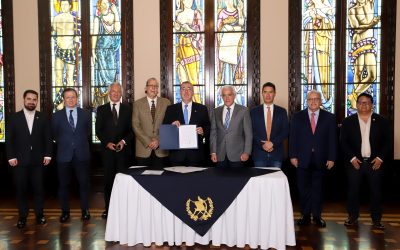 Gobierno respeta, garantiza y defiende el derecho a la libre expresión del pueblo de Guatemala.